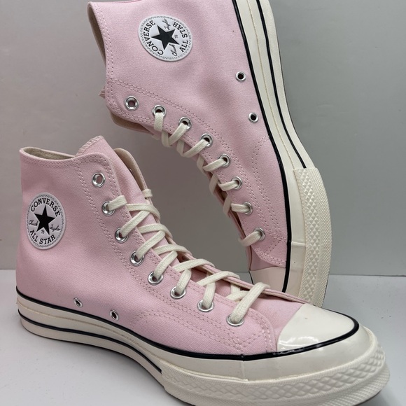 Converse Men’s A10527F
CHUCK 70 HI
PINK FROSTING/EGRET/BLACK High-Top Sneakers - Picture 15 of 16